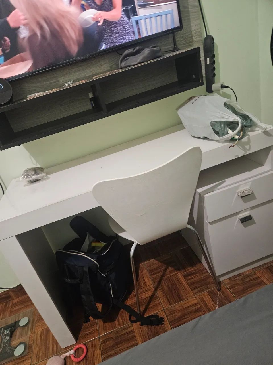 Mesa de Escritório + Cadeira