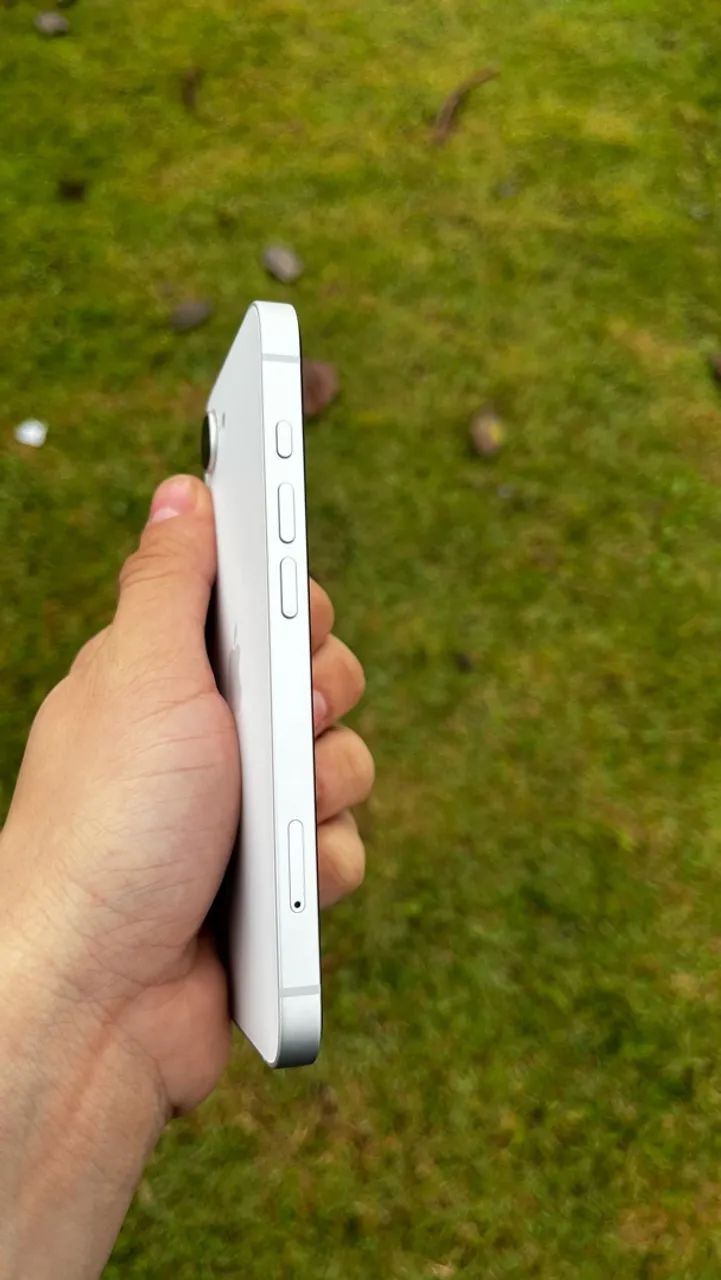 iPhone 16e 128GB BRANCO - Bateria 100% 16 ciclos  - Foto 5