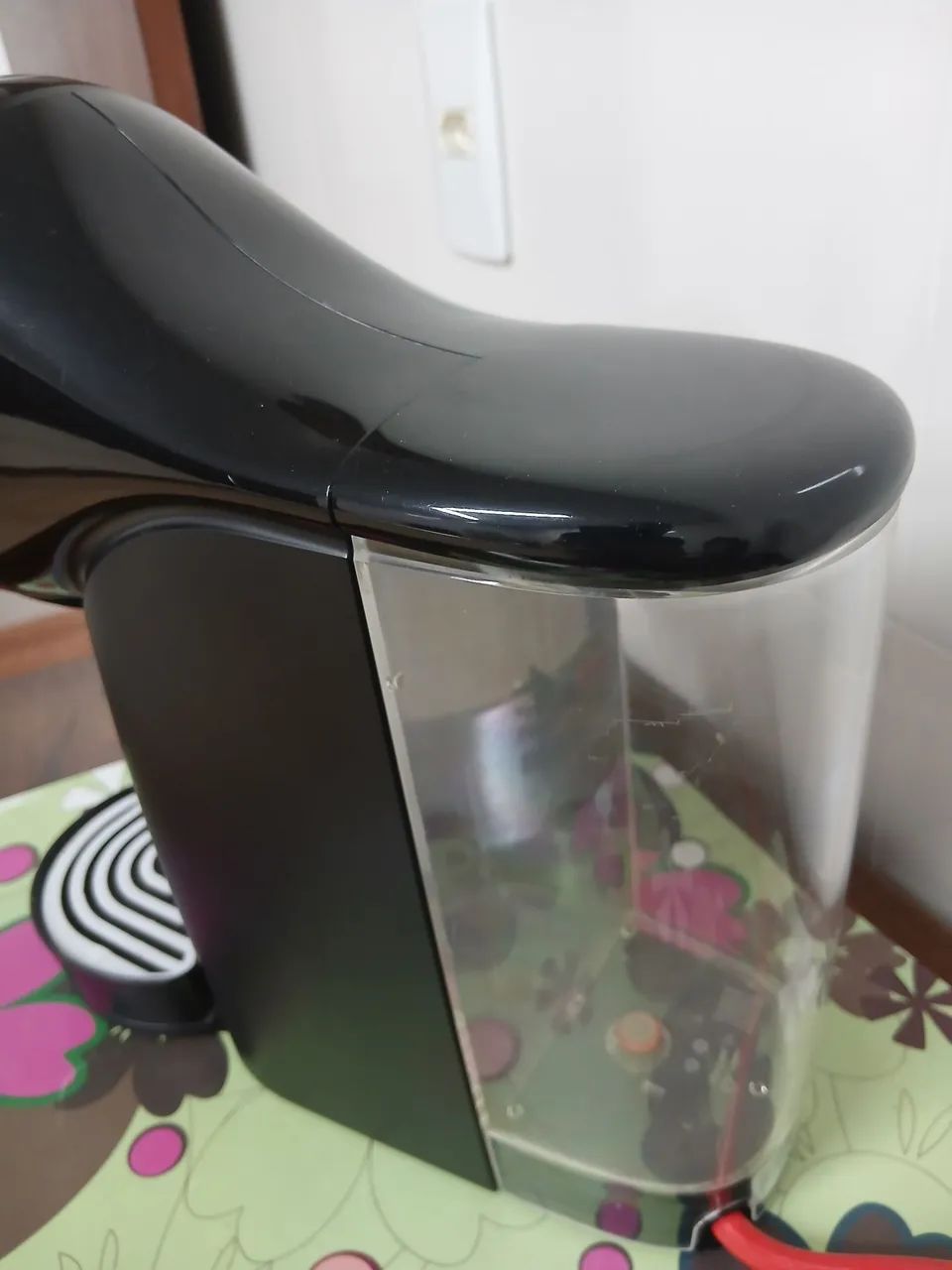 Cafeteira Arno Dolce Gusto Gênio A Plus - Foto 3