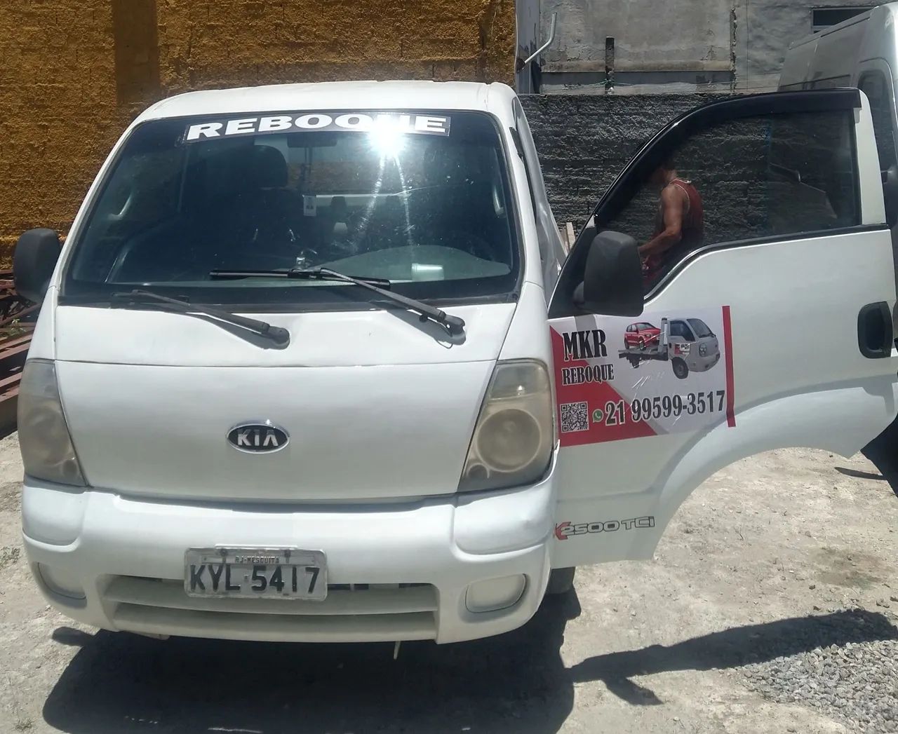 Precisando de reboque?