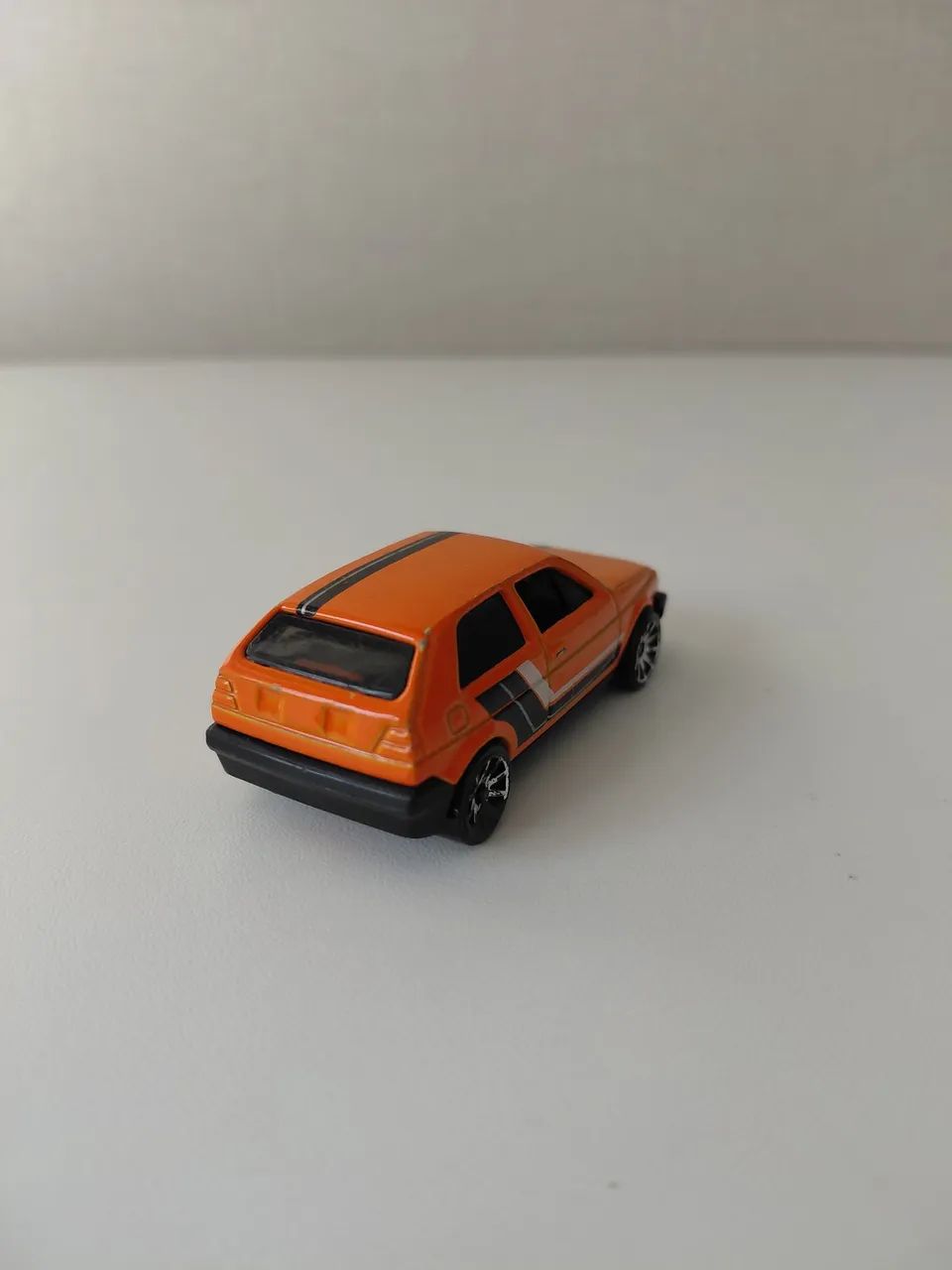 Miniatura HotWheels Golf 1989 - perfeito estado - Foto 2