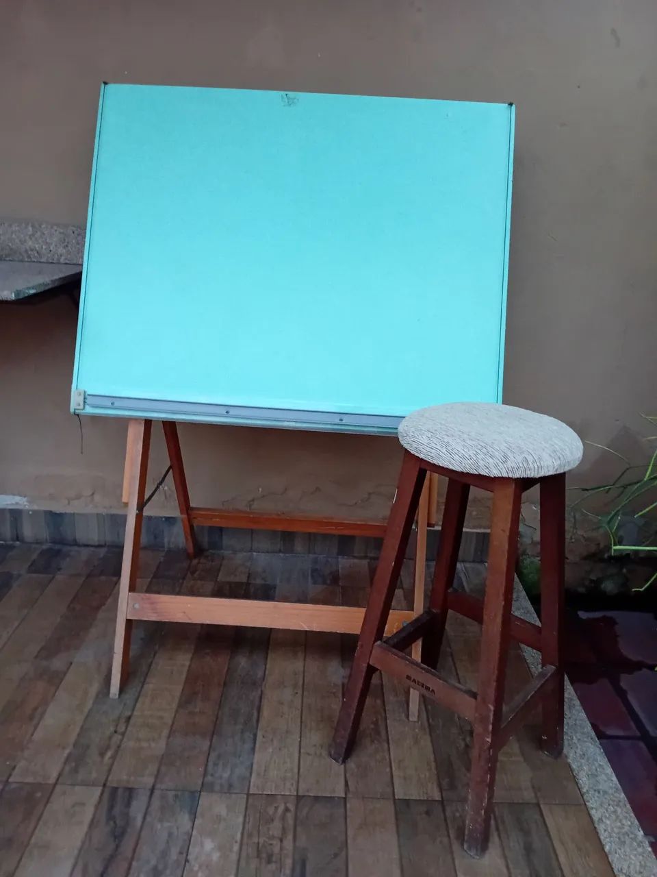 Mesa de desenho c banco