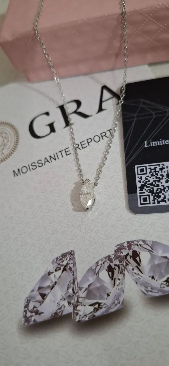 Colar moissanite e prata de lei 