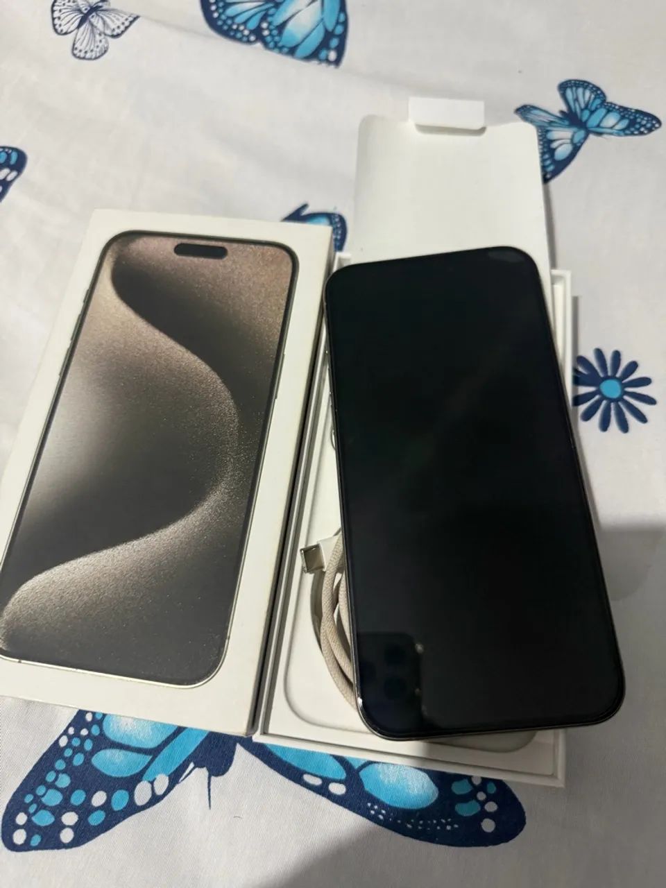 Vendo iPhone 15 pro Max desert 256 gigas  - Foto 3