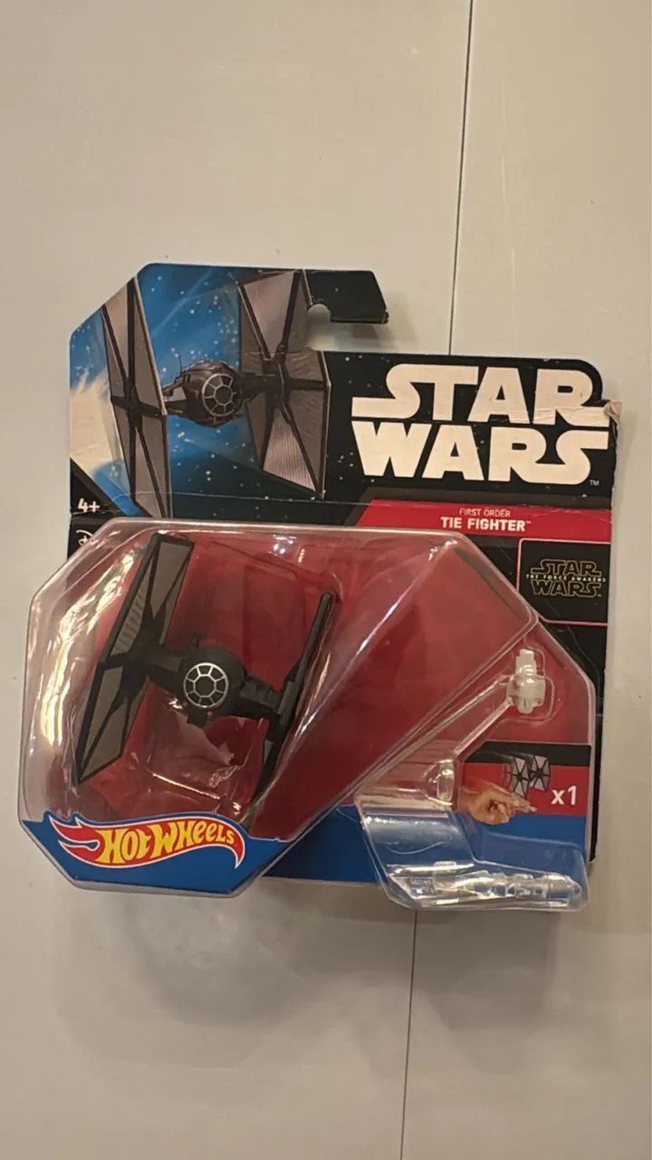 Kit com 3 naves Star Wars Hot Wheels - Foto 2