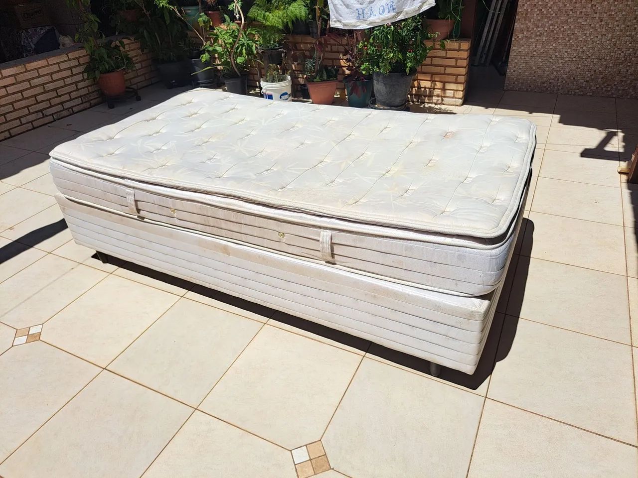 Vendo cama solteirão! 200$ - Foto 3