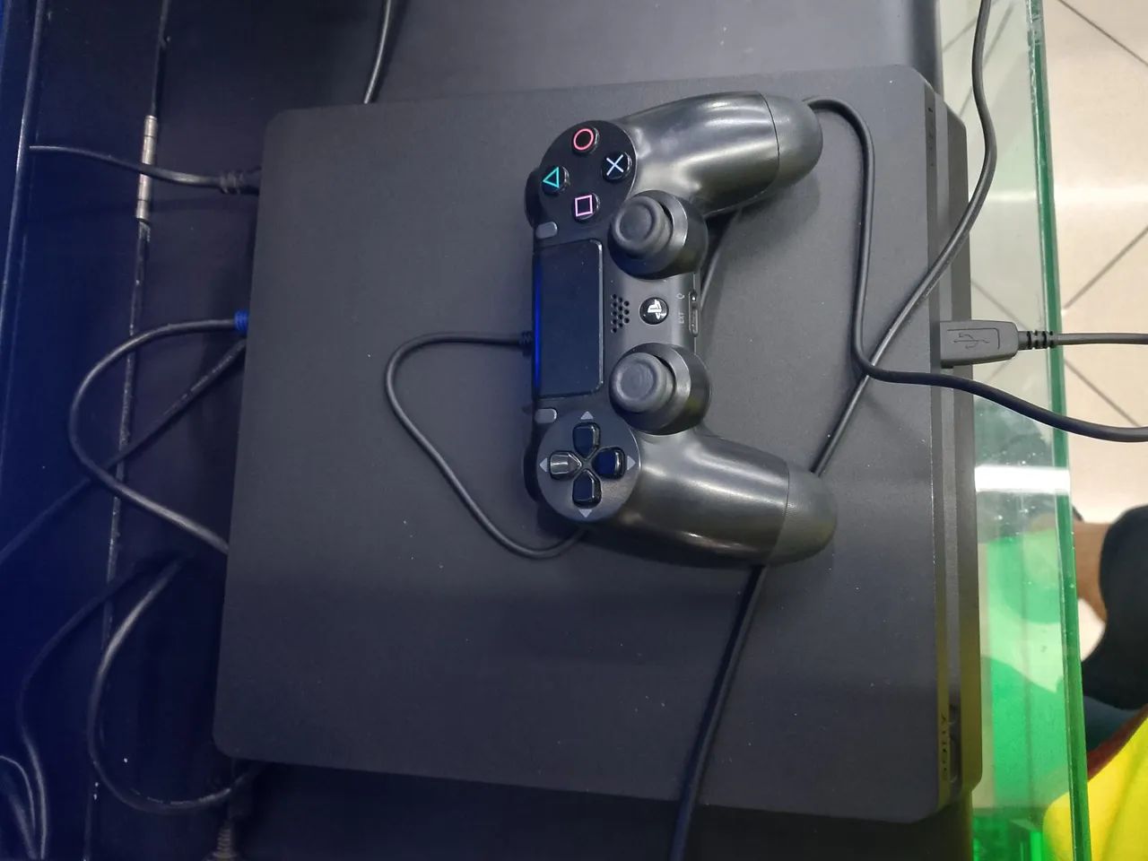 PS4 Slim desbloqueado 