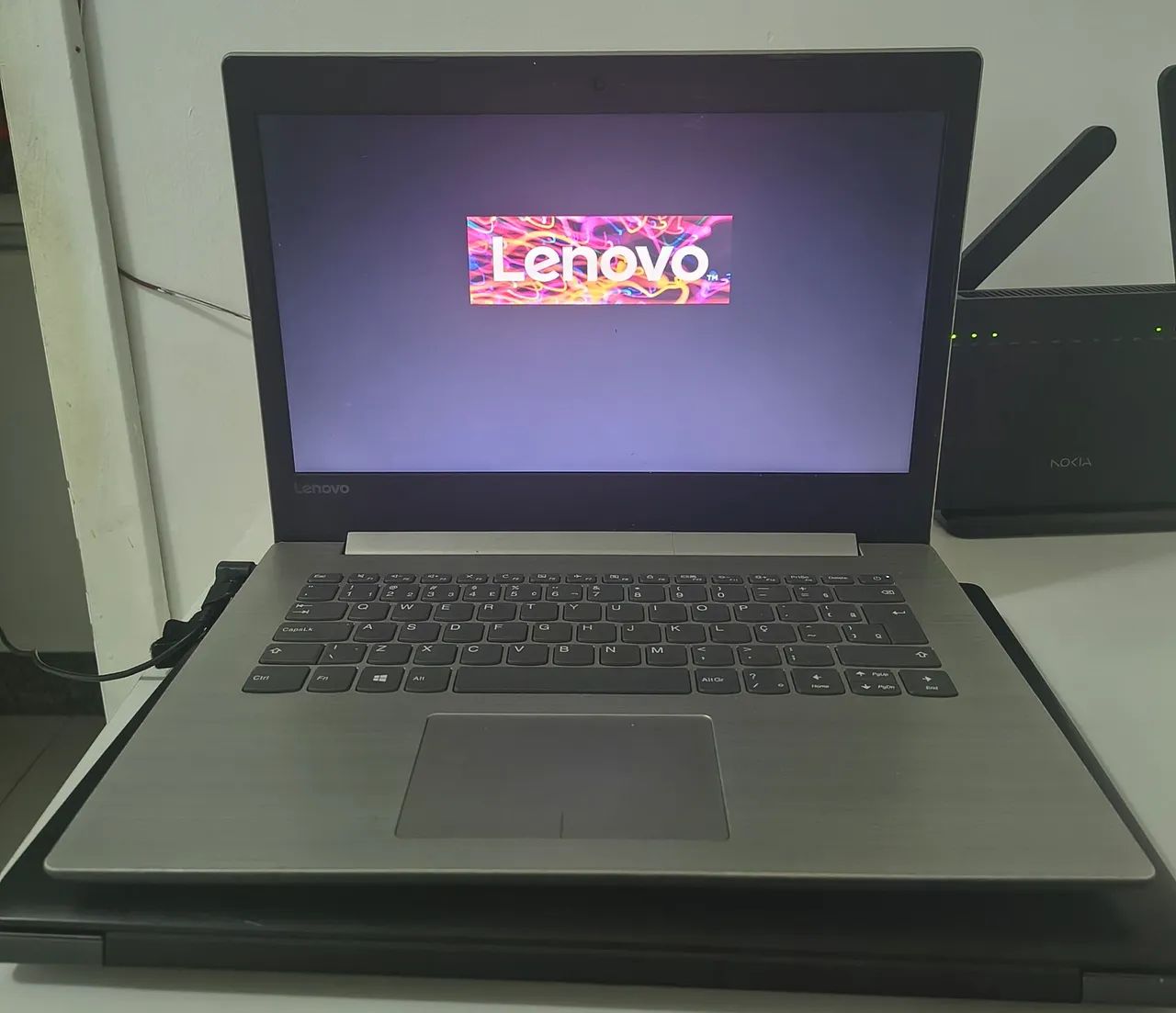Notebook Lenovo prata para conserto  - Foto 3