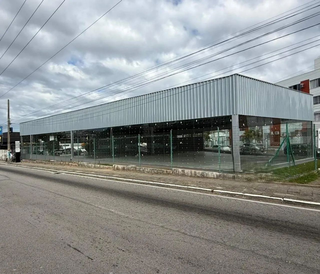 Galpão Premium com 750 m² na Av. Ivo Silveira - Foto 3