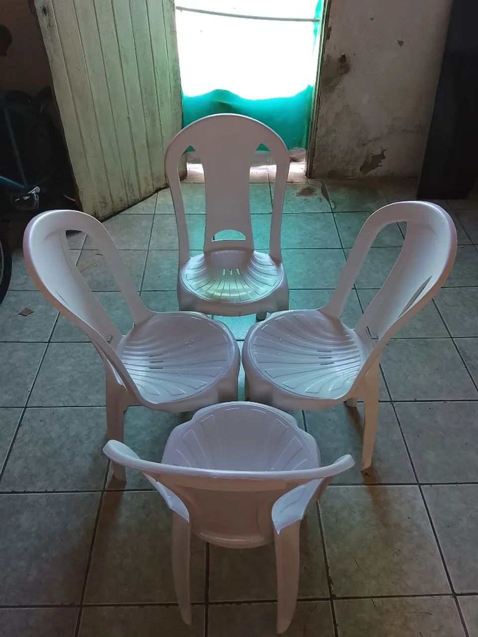 Cadeiras Bistrô SolPlast Branca Super Resistentes 