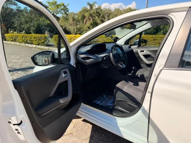 Peugeot 208 Active Pack 1.2 Flex 12V 5P Mec. 2017 - Foto 2