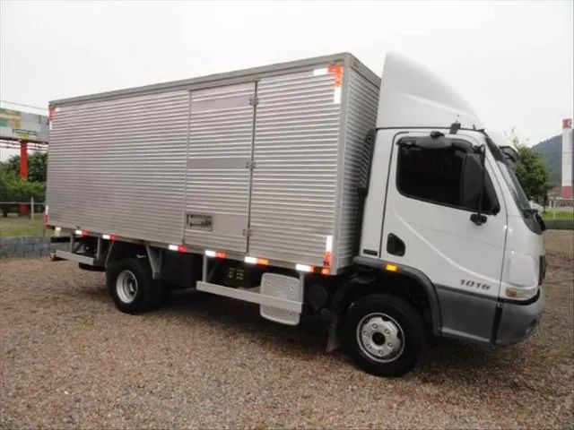 Mb Accelo 1016 4x2 - Ano 2013 - Foto 2