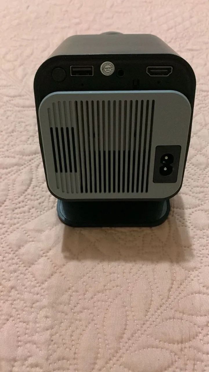 Projetor ULTRA HD. KAPBOM, Alta Performance  - Foto 2