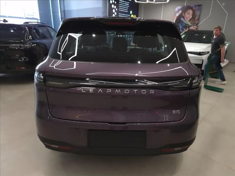 Leapmotor B10 BEV (Elétrico) 2027 - Foto 4