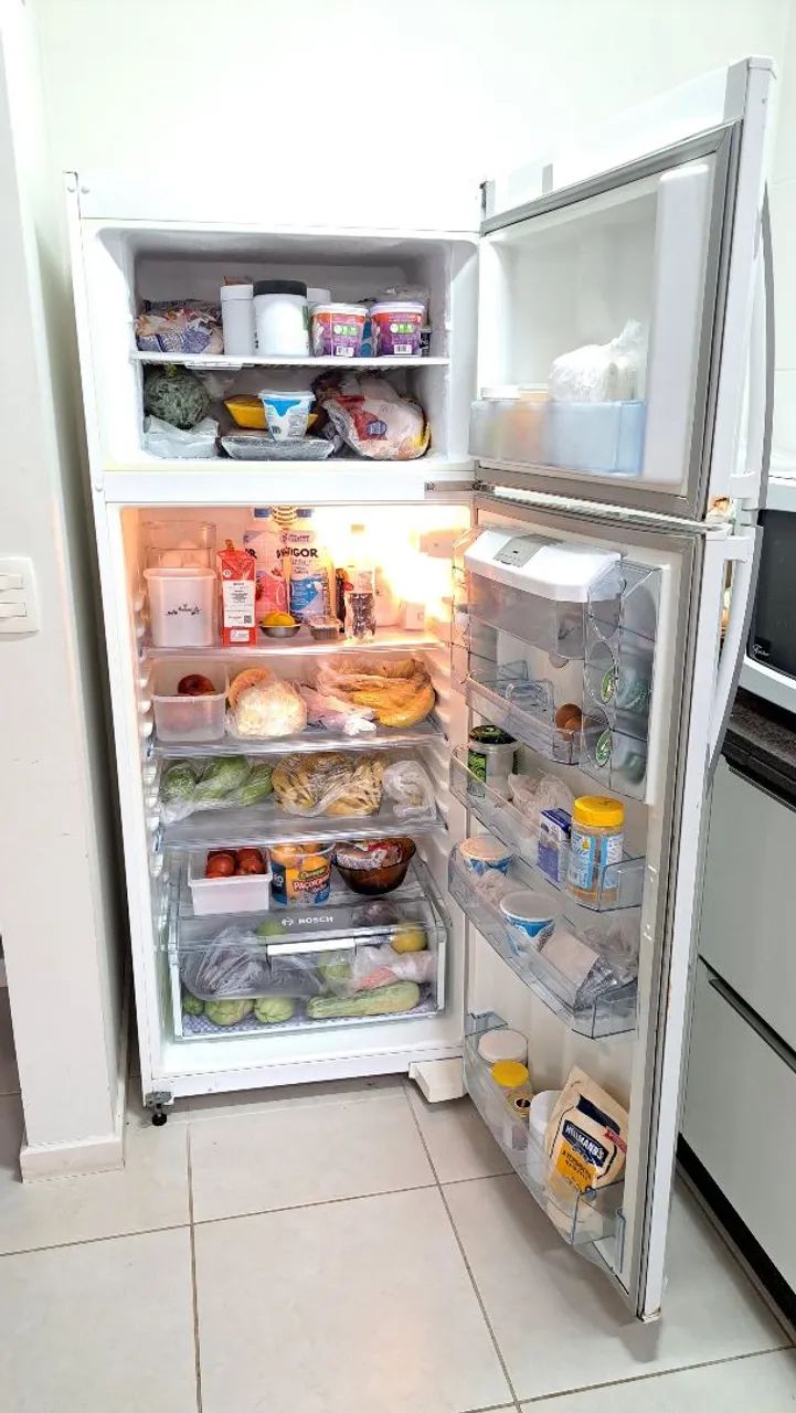 Geladeira Bosch Duplex - R$ 650 - Foto 3