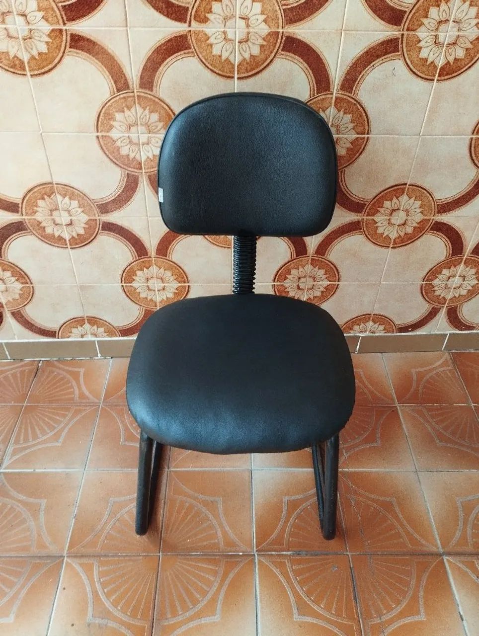 Cadeira fixa  - Foto 2