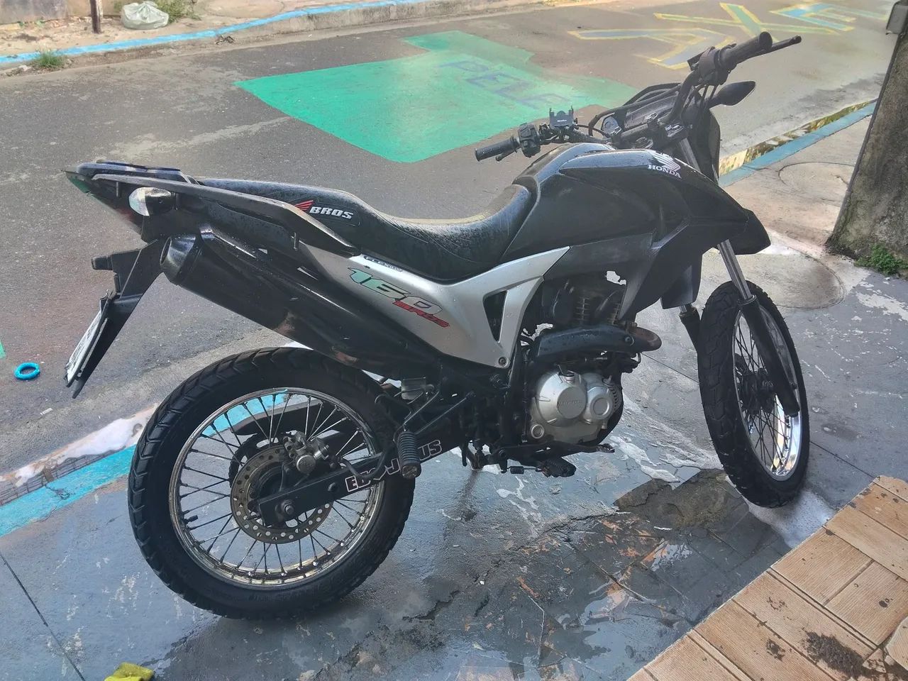 Bros 160 / 2015