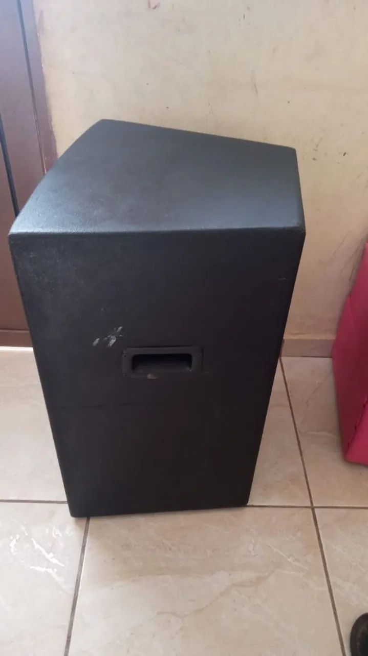Vendo uma caixa de som passiva 15 polegadas 3 vias 500 RMS real  - Foto 3