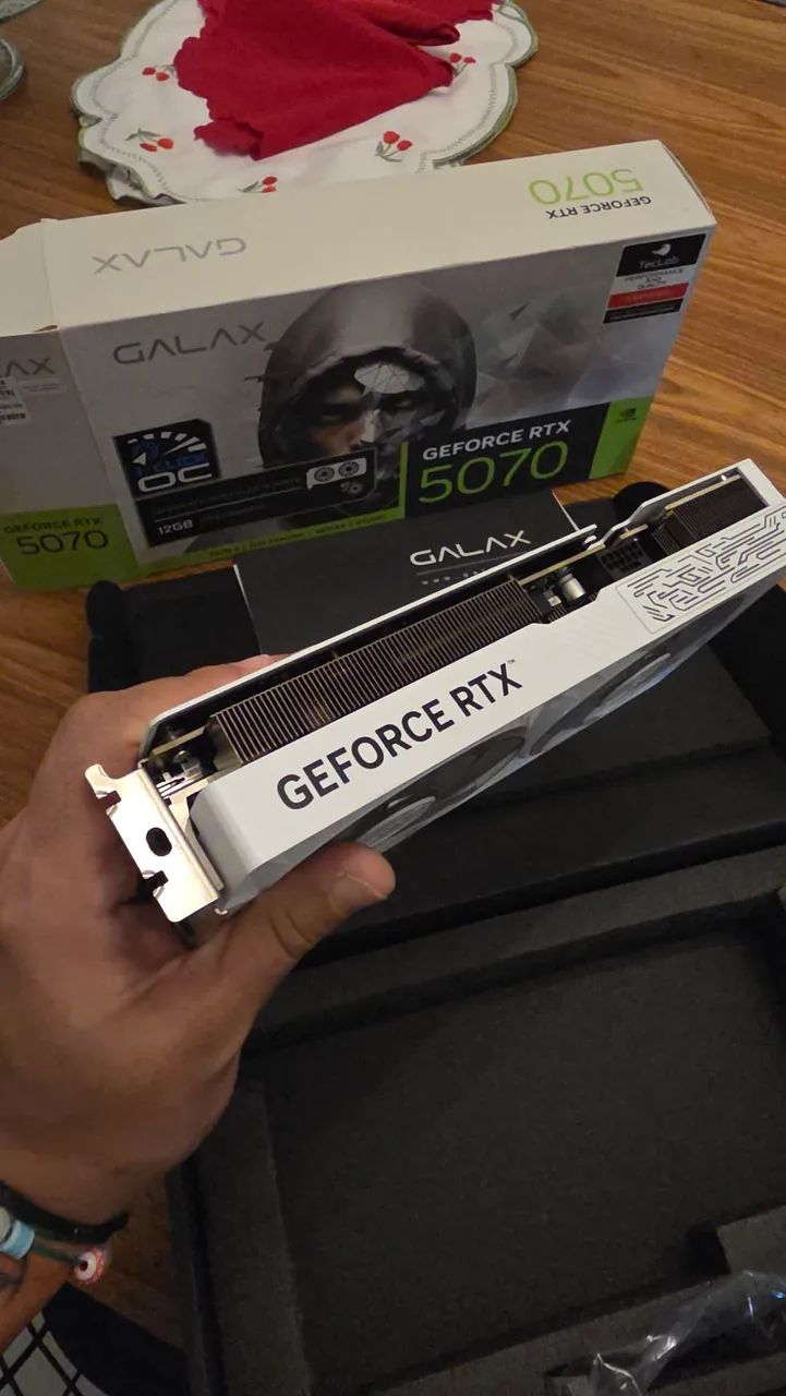 Placa de video rtx5070 Galax