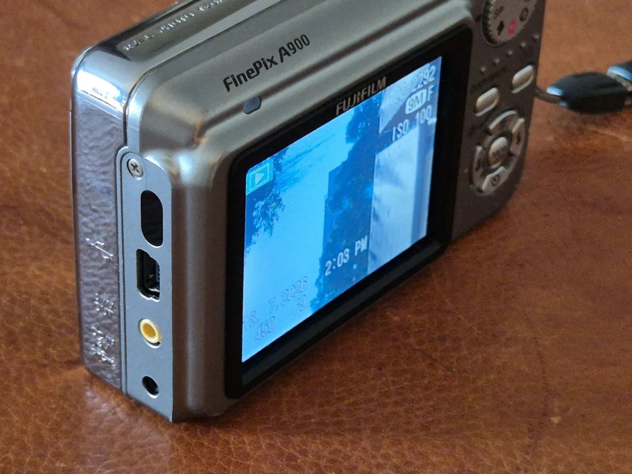 Câmera Fujifilm A900 - Foto 3
