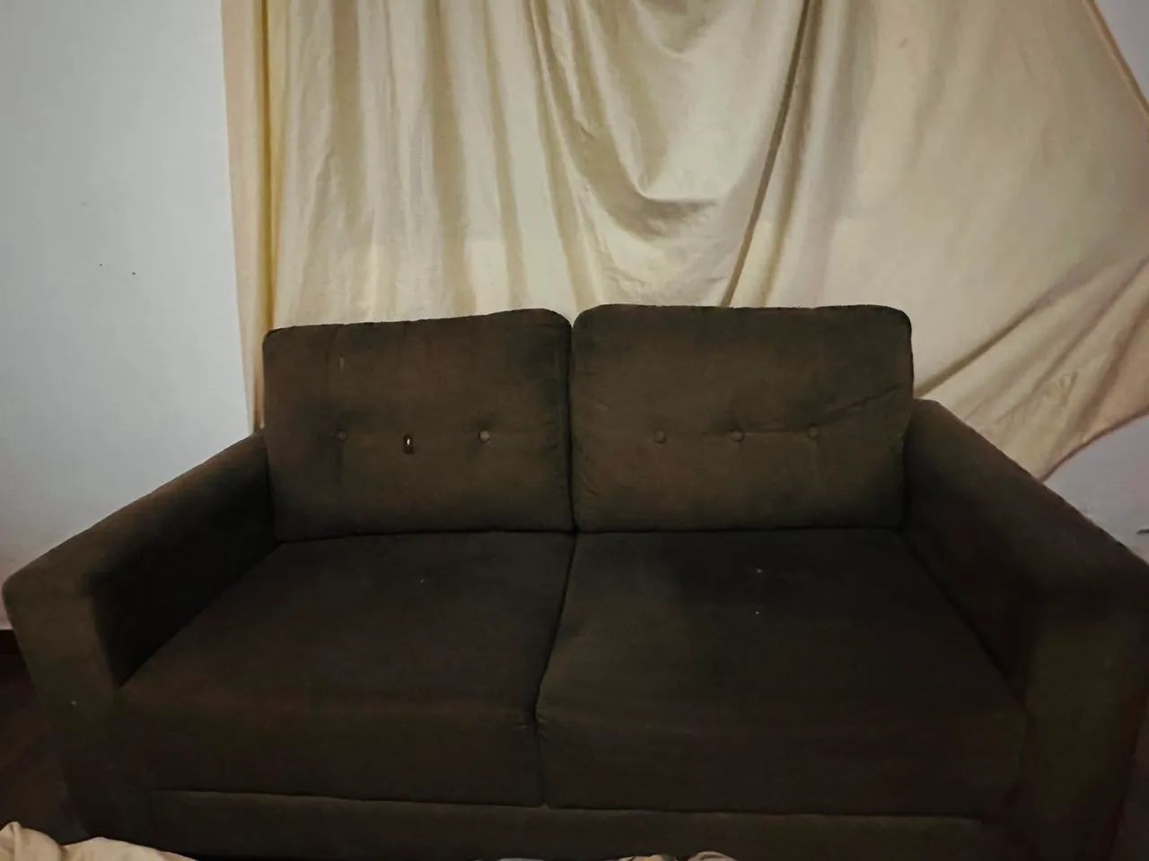 Sofá 2 lugares fixo 