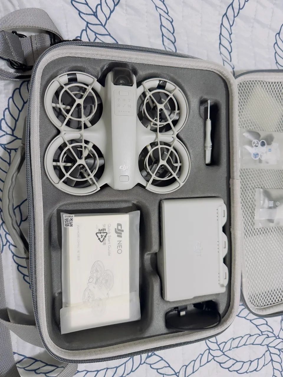 Drone DJI neo com 3 baterias