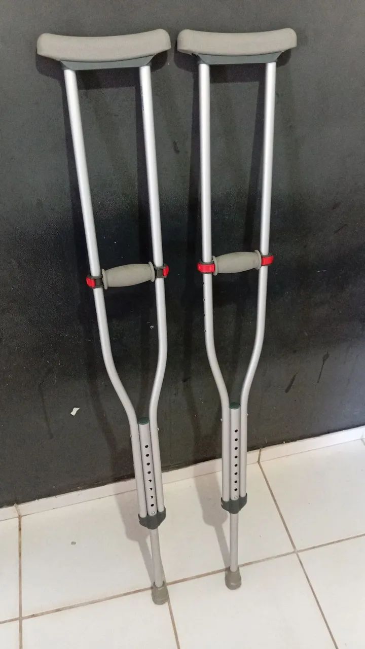 150,00 Vendo muleta nova, 1mes de usso 