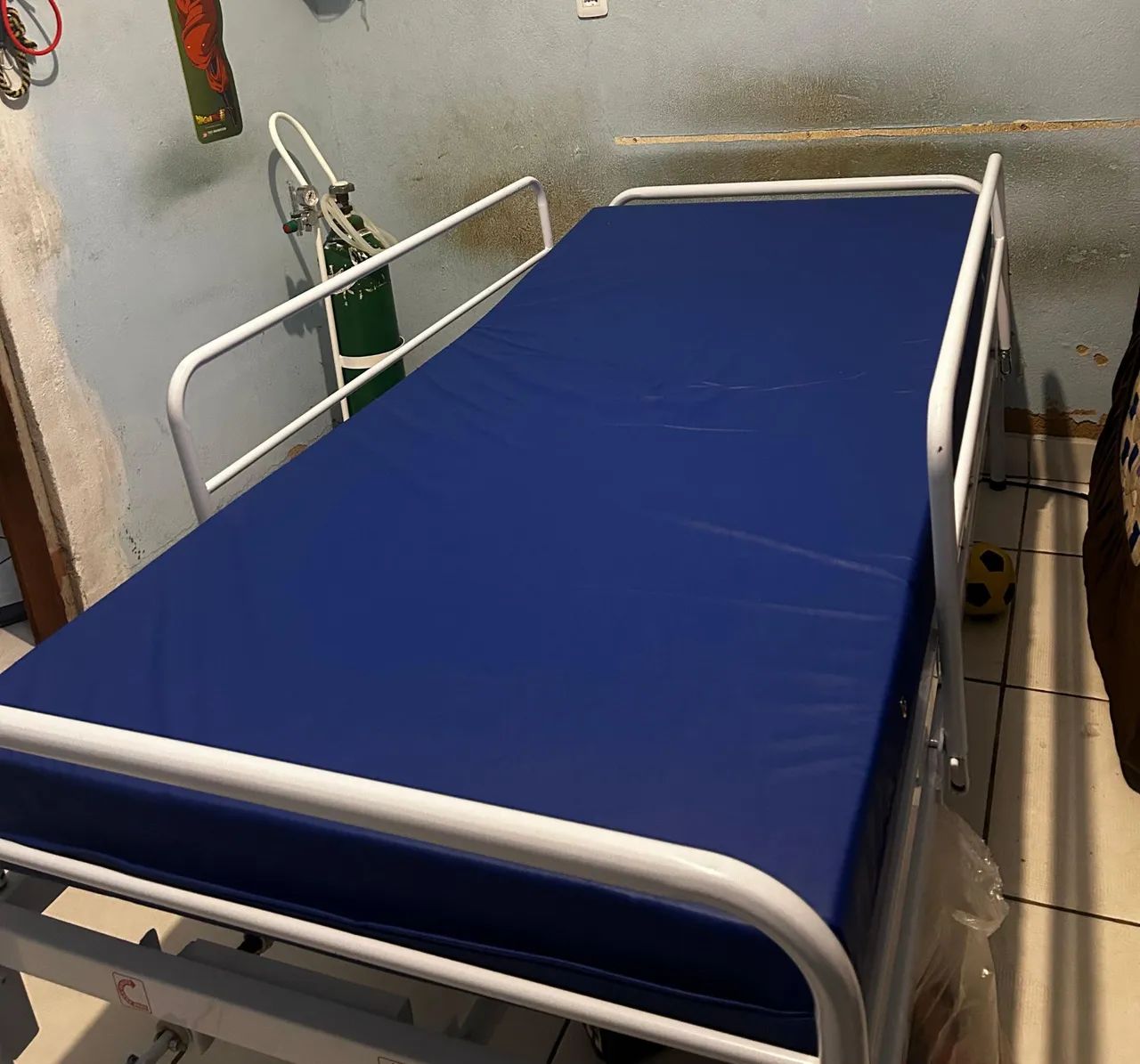 CAMA HOSPITALAR COM  COLCHÃO PNEUMÁTICO 