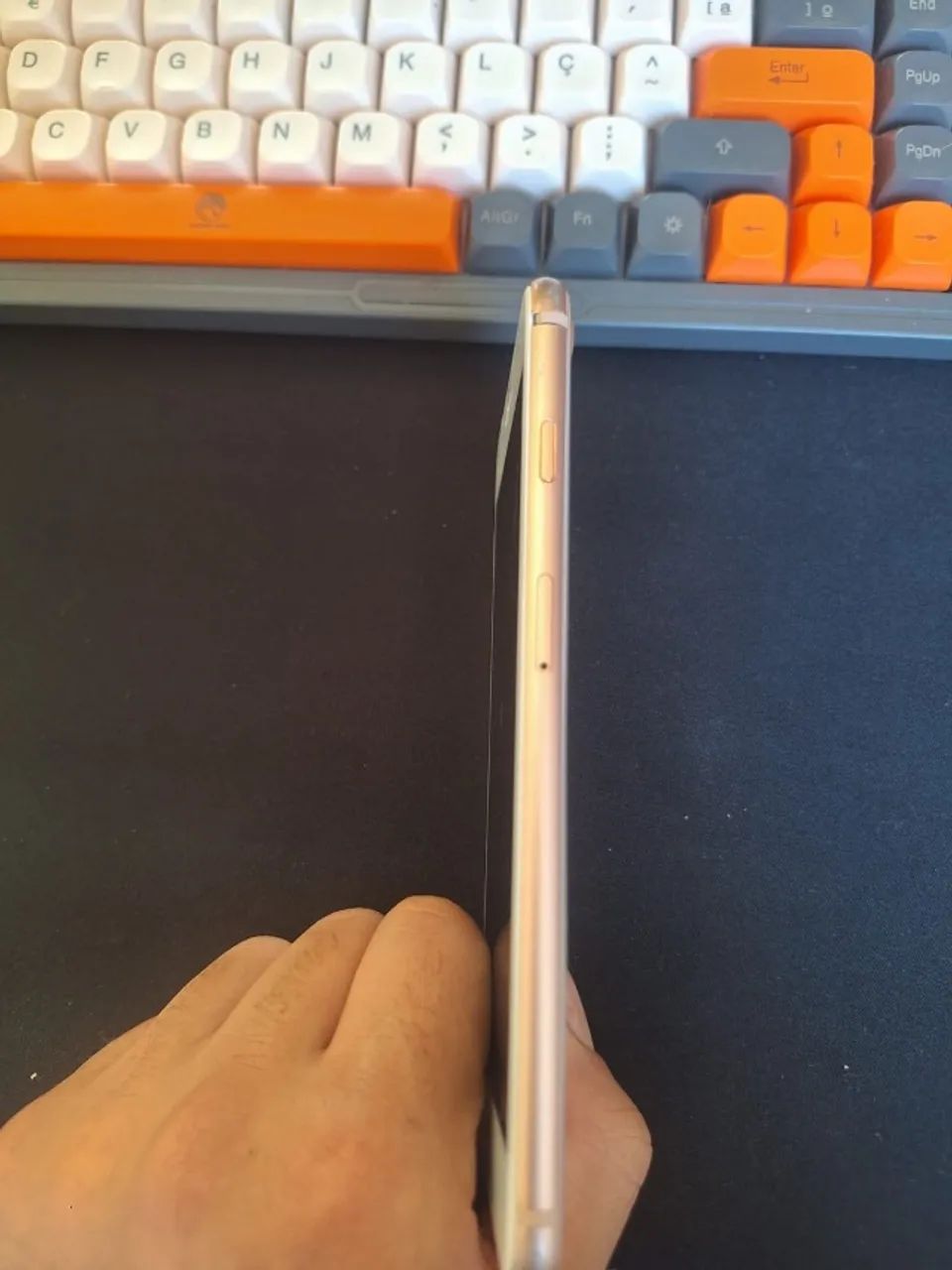 iPhone 8 Plus (Para Retirada de Peças ou Conserto) - Foto 4