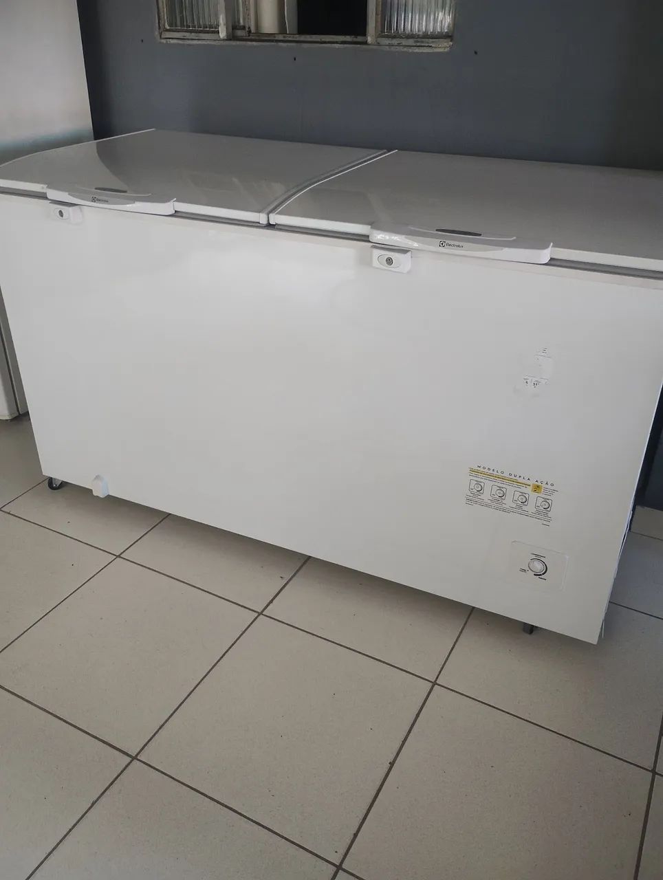 Freezer Eletrolux 2 portas 