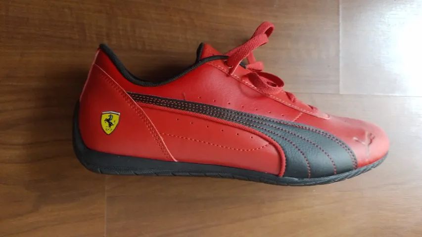 Vendo tênis Puma Ferrari