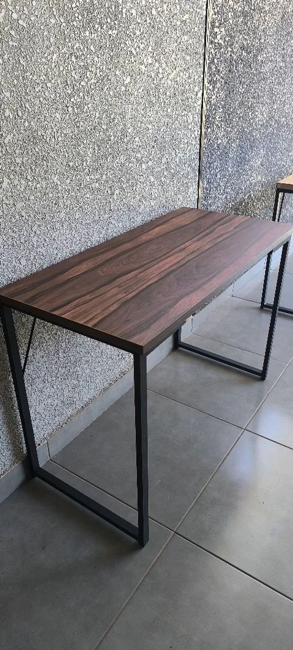 Escrivaninha industrial 