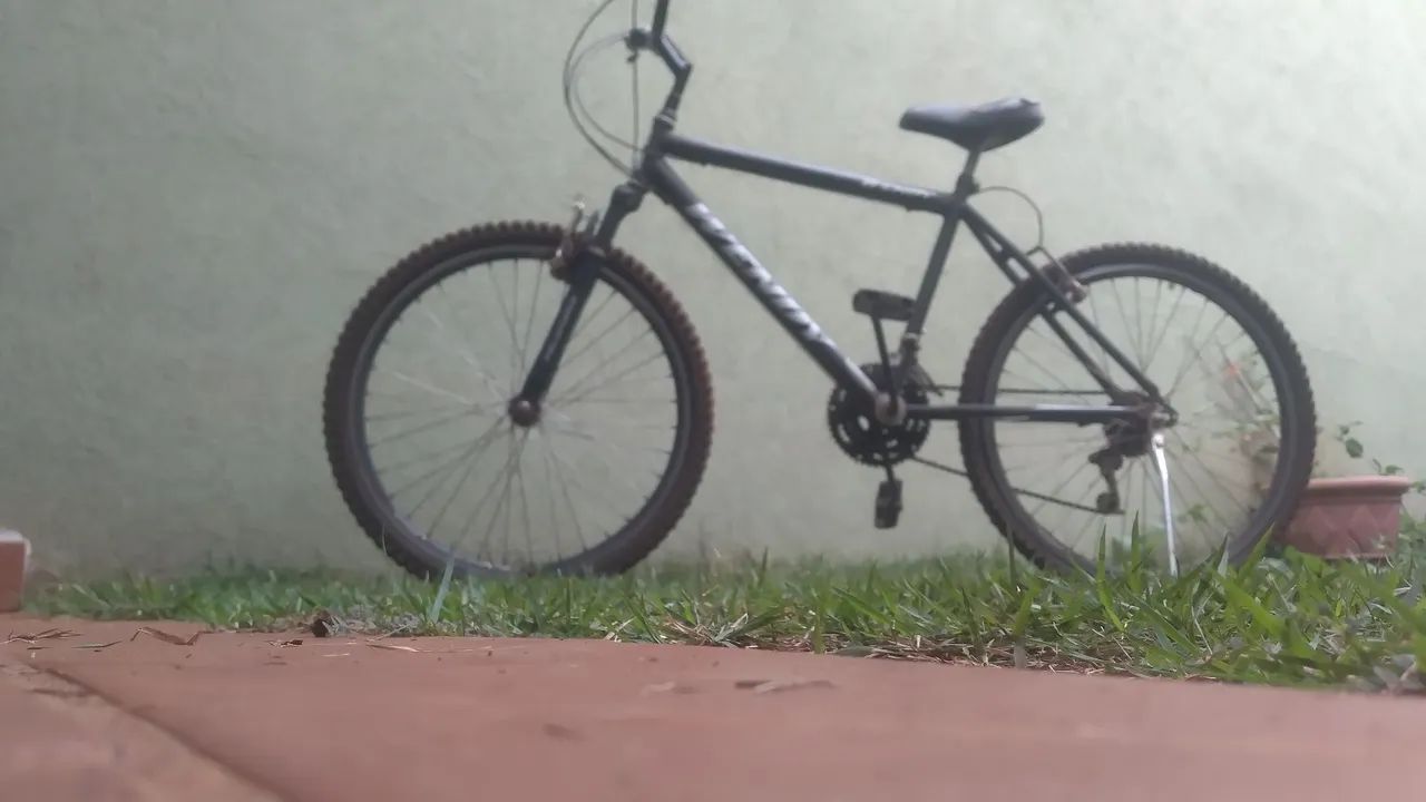 Bicicleta aro 26 preta 