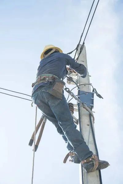 Eletricista Profissional em Araruama  - Foto 4