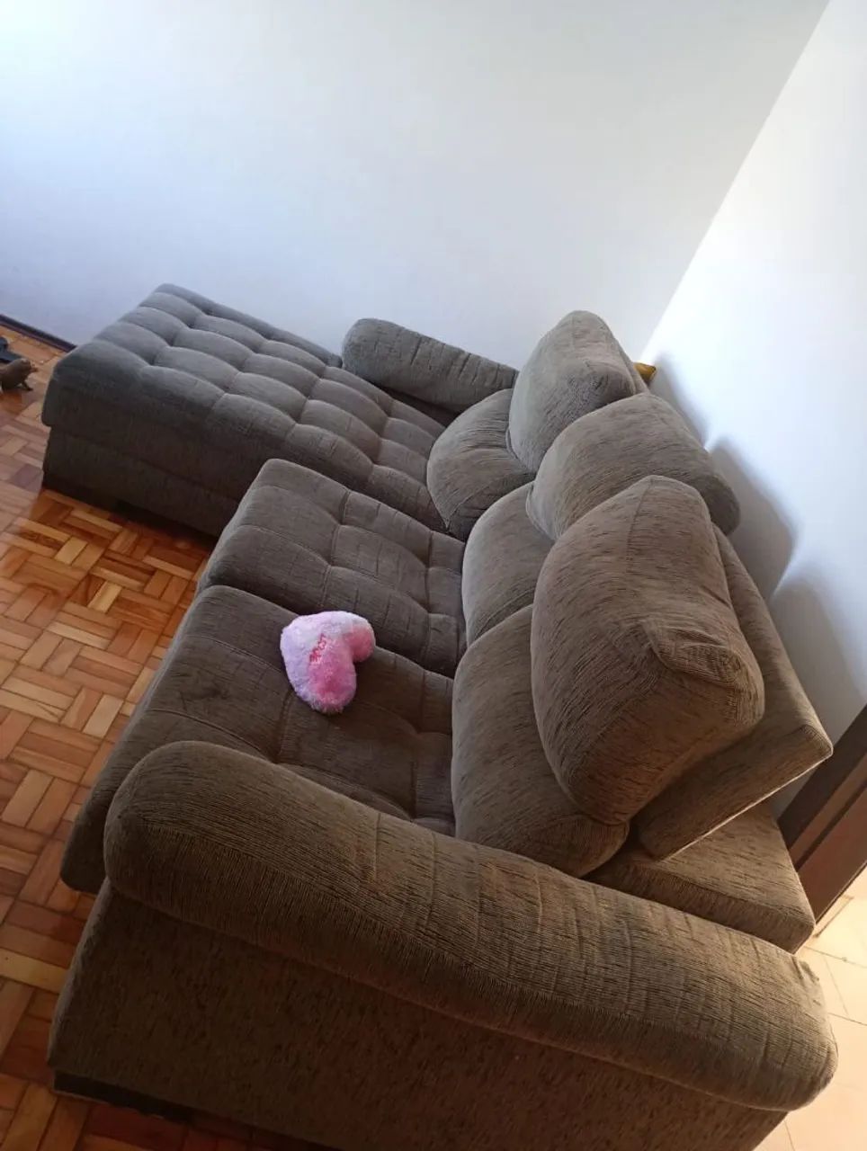 Sofá grande usado mais conservado 