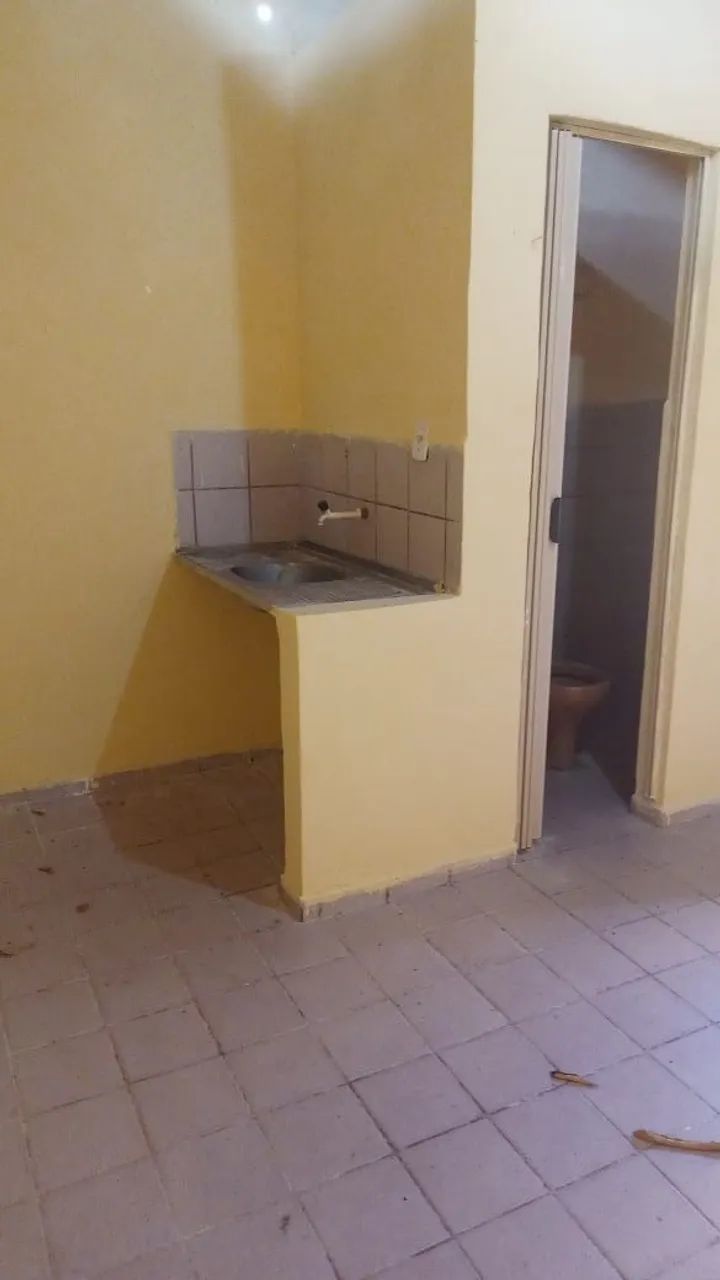 Alugo QuarTo com banheiro, Forquilha 295 - Foto 3