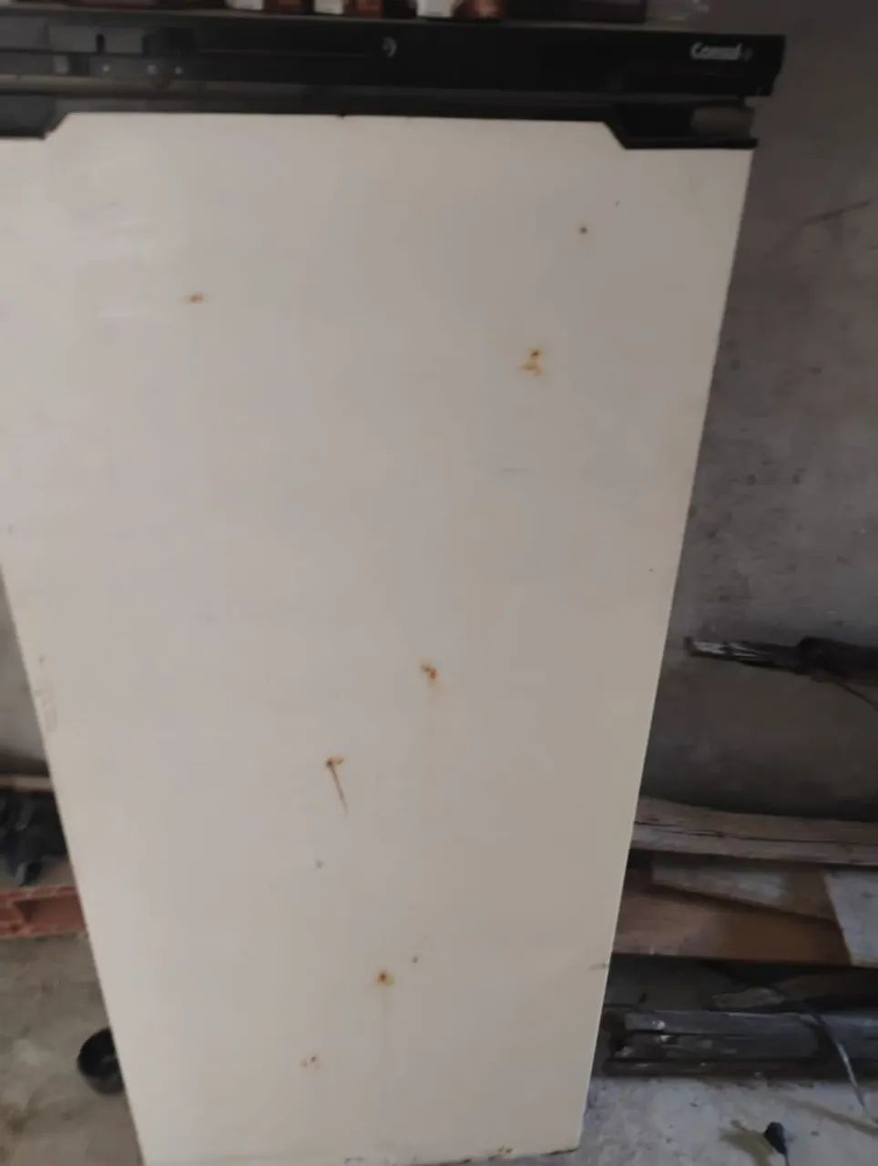 Geladeira com defeito 
