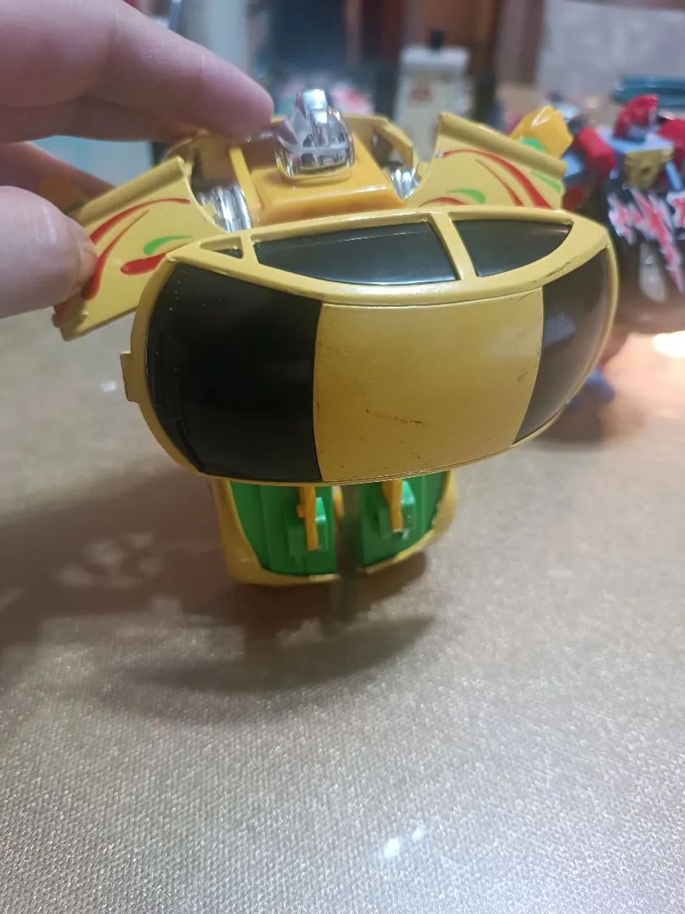 Carros Transformers amarelo e preto  - Foto 3