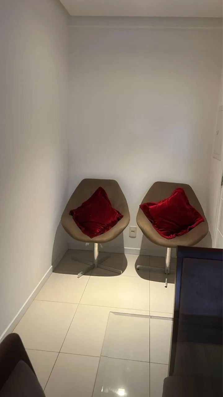 Cadeiras e mesa de centro - Foto 2