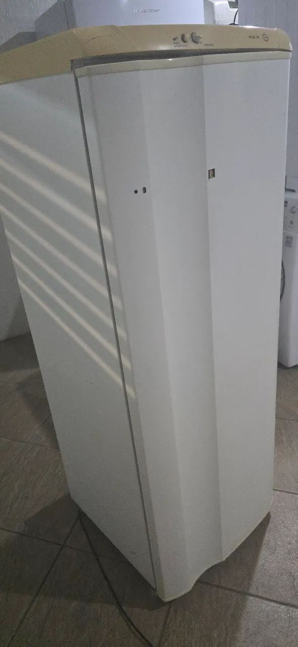Geladeira Electrolux 280 litros  - Foto 2