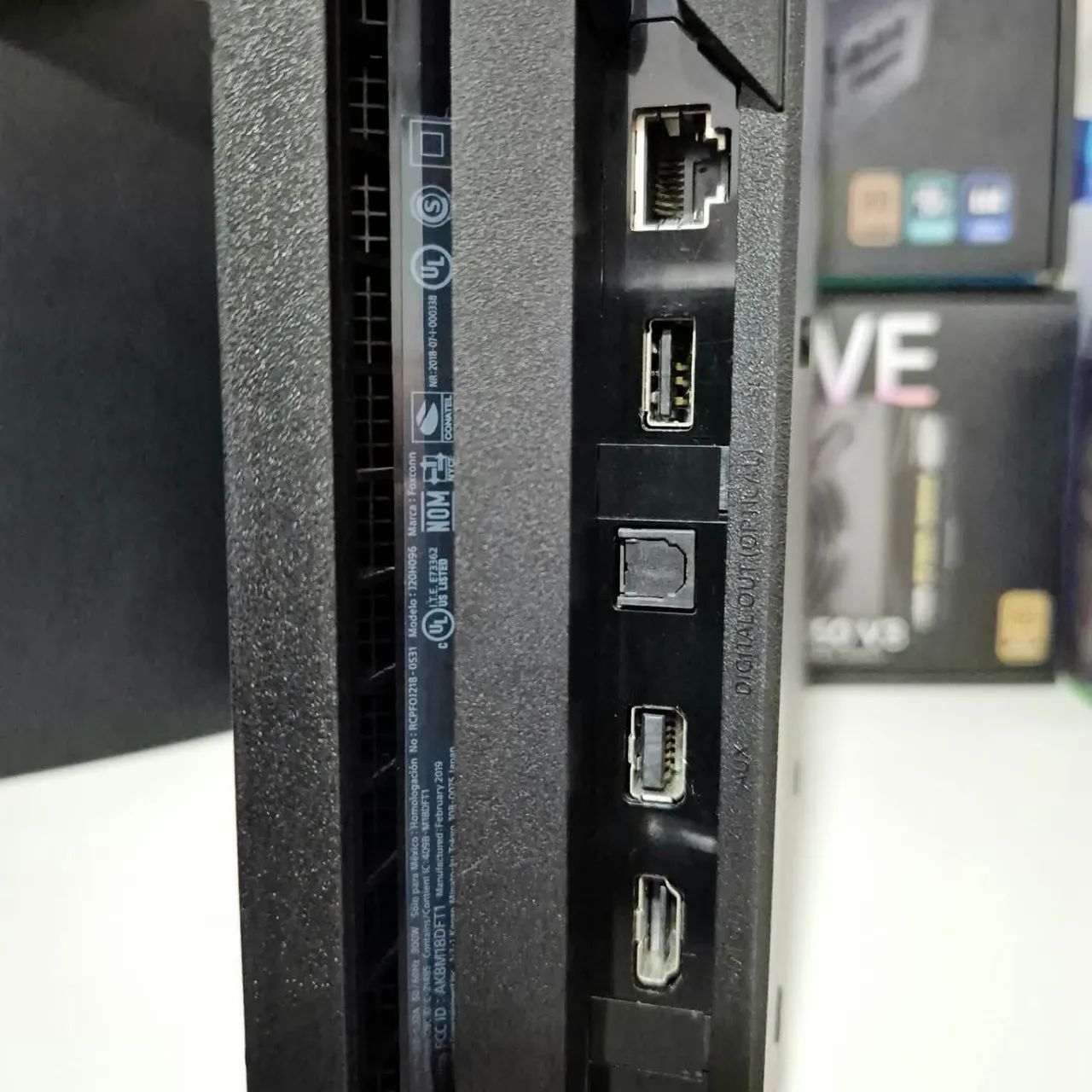 Ps4 pro 1 terabyte ((Garantia)) - Foto 2