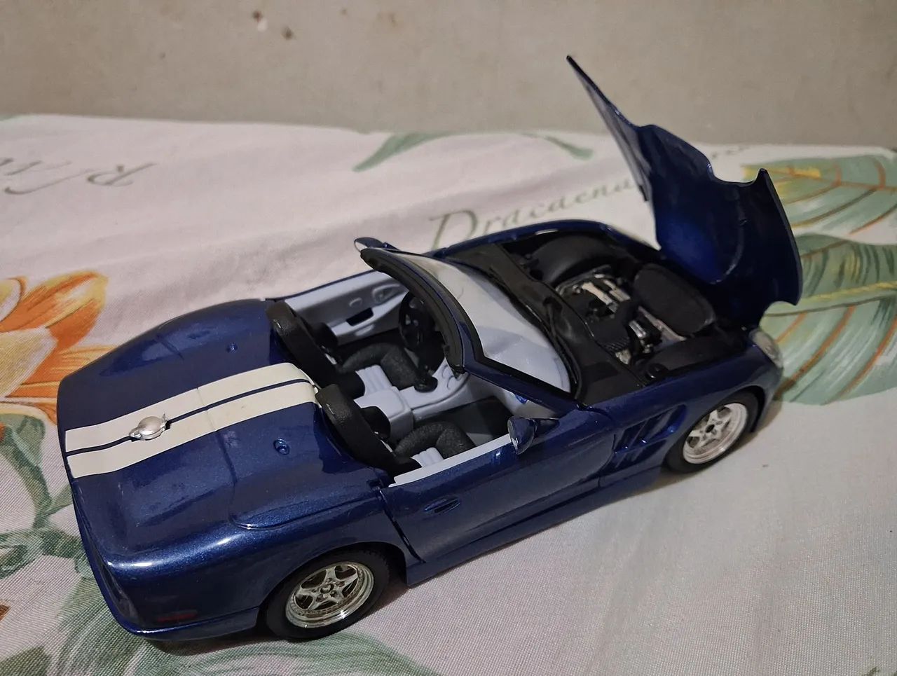 Miniatura 1/24 Maisto Shelby Séries 1 - Foto 3