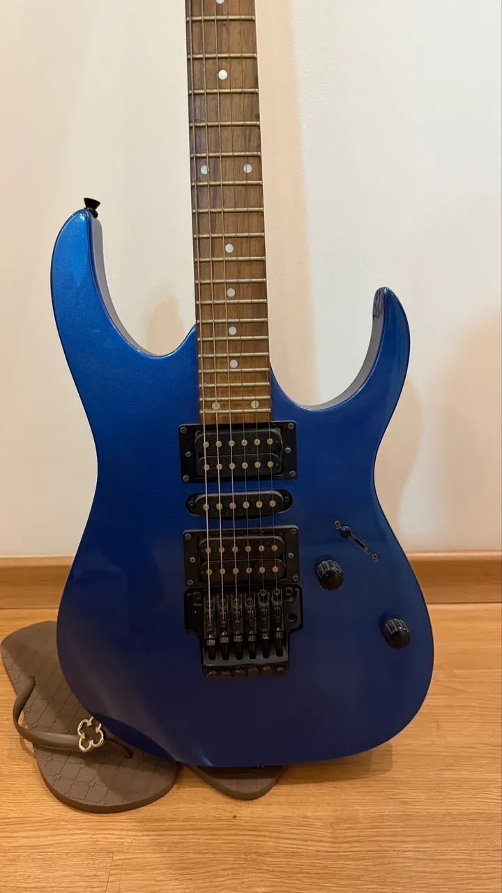 Ibanez GIO GRG370FM - Azul - H-S-H - Floyd Rose - Instrumentos