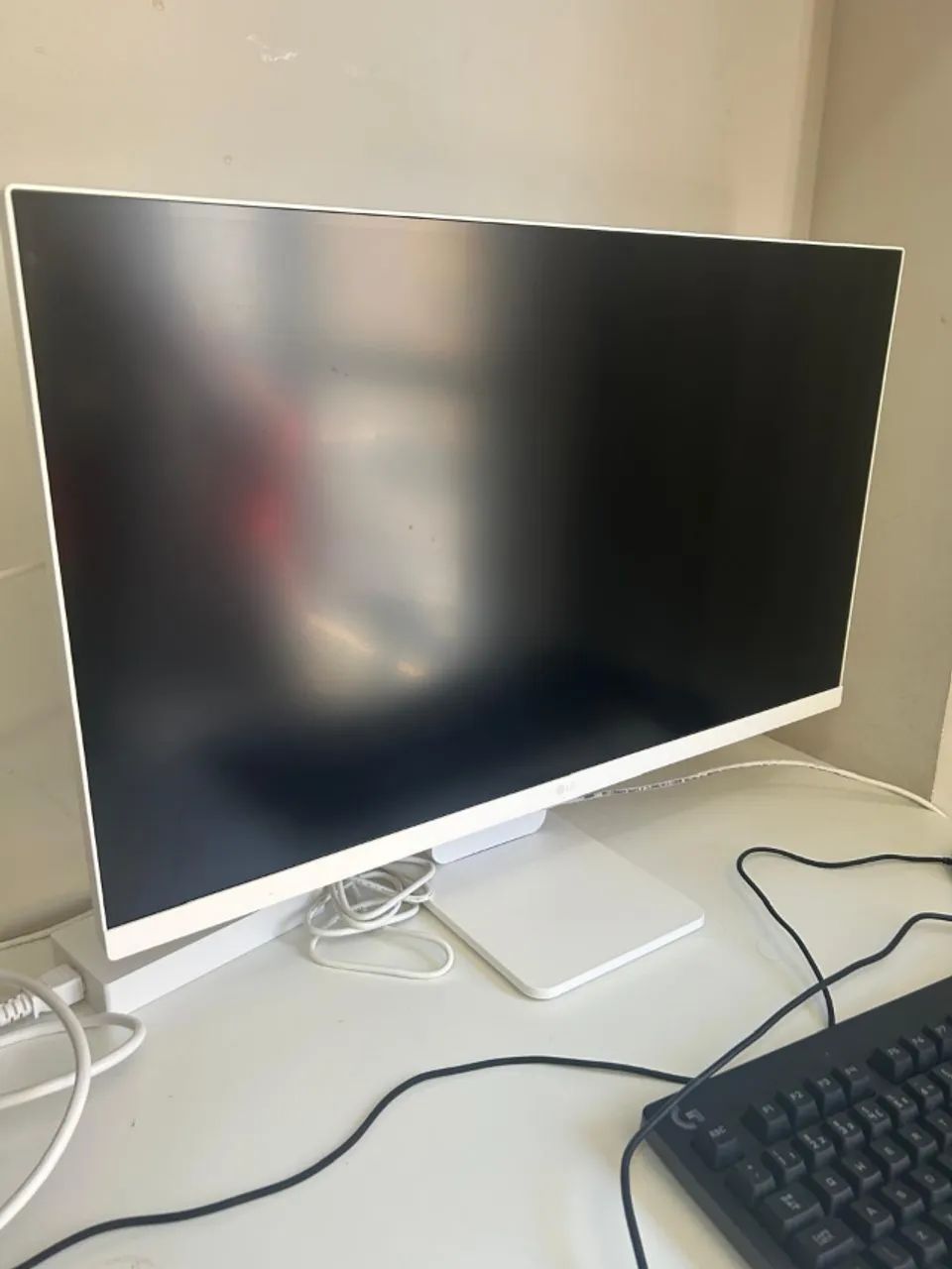 Monitor Smart LG MyView 27", 4K, IPS, WebOs, ThinQ, Apple AirPlay, Som Integrado - 27SR73