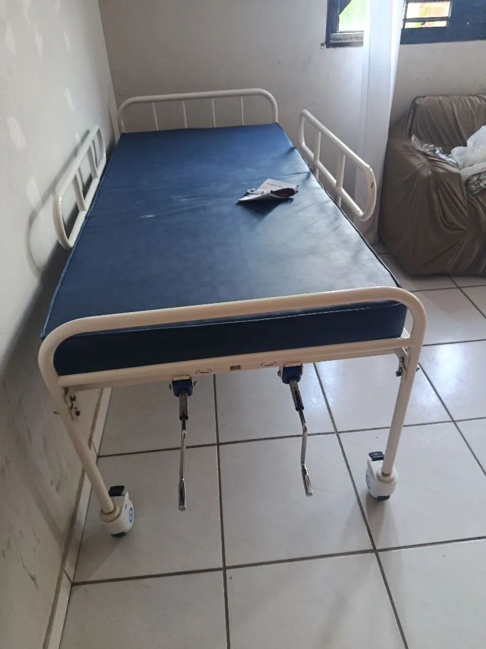 Cama hospitalar  - Foto 3