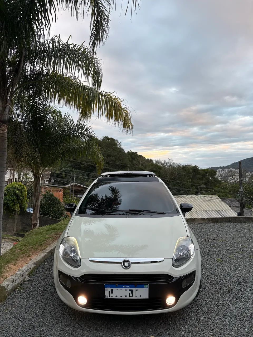 Fiat Punto Sporting 1.8 Flex 8v/16v 5P 2016 - Foto 2