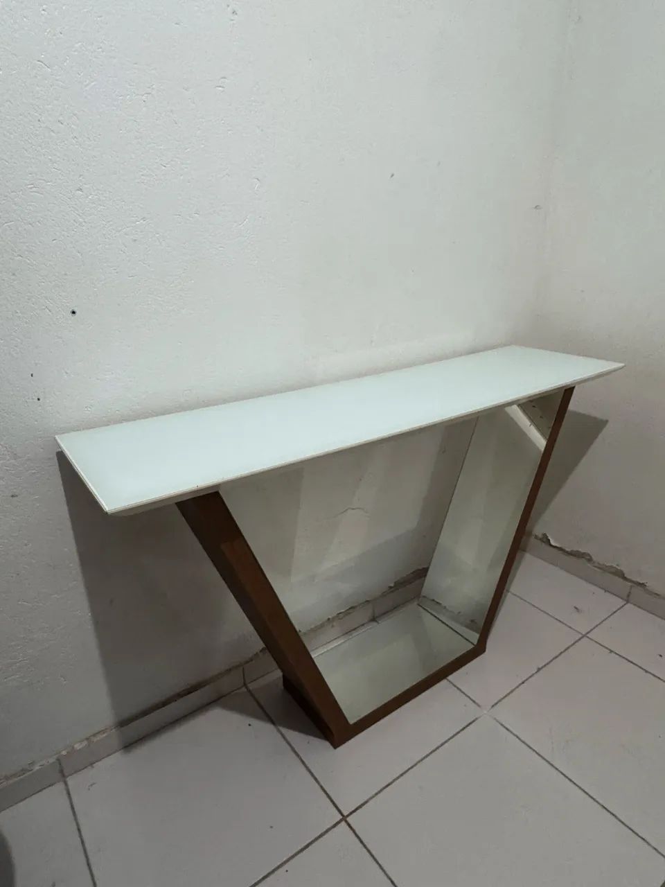 APARADOR / MESA CONSOLE USADO - DESIGN MODERNO