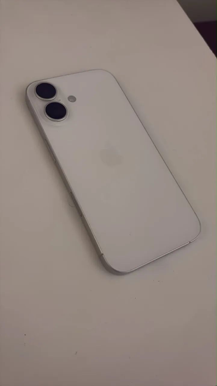 iPhone 16 128GB Branco Nacional com Nota Fiscal e Caixa - Bateria 90%