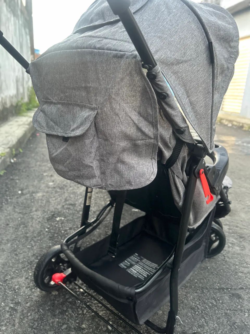 Vendo carrinho de bebê voyage  - Foto 3
