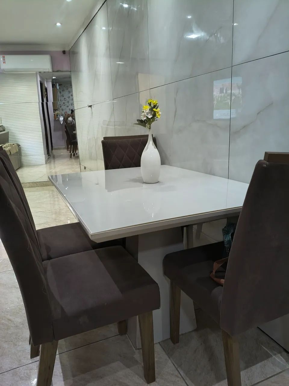 Mesa com 4 cadeiras  - Foto 5